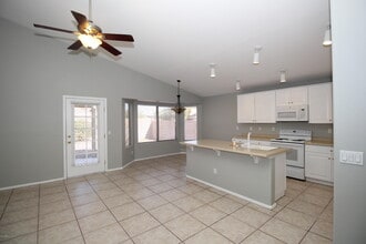 14900 W Honeysuckle Ln in Surprise, AZ - Building Photo - Building Photo