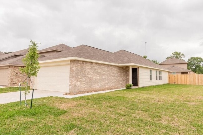 504 Meadow Park Ln in Willis, TX - Building Photo - Building Photo