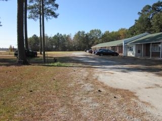 Midway Apartments in Dillon, SC - Foto de edificio - Building Photo
