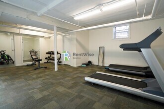1848 Commonwealth Ave in Boston, MA - Building Photo - Building Photo