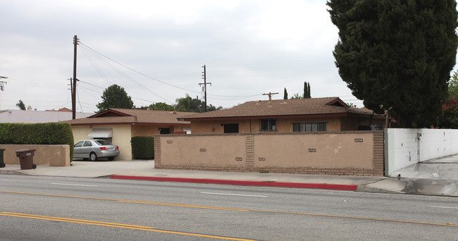 11904 Ramona Blvd in El Monte, CA - Building Photo - Building Photo