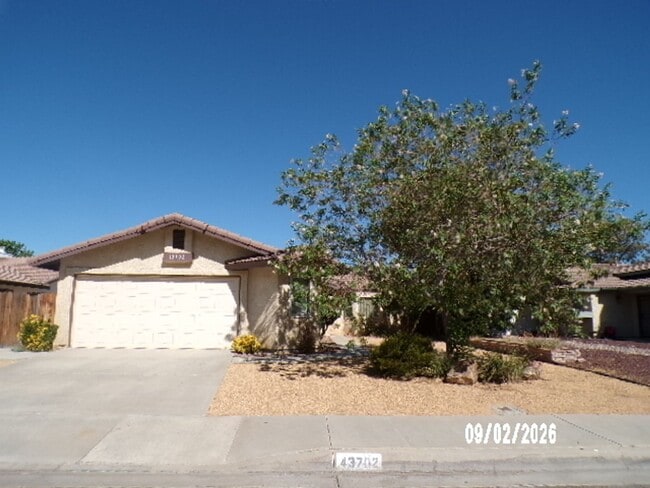 property at 43702 La Paz Ln