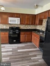 4306 Eileen Ct in Woodbridge, VA - Building Photo - Building Photo