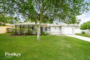 1429 Satsuma St in Clearwater, FL - Building Photo