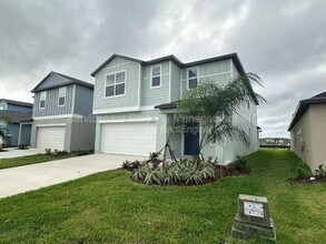 8507 Sea Ray Run in Parrish, FL - Building Photo - Building Photo