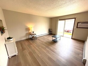 Brickview Apartments in Fargo, ND - Foto de edificio - Building Photo