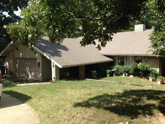 property at 2945 E 78th St