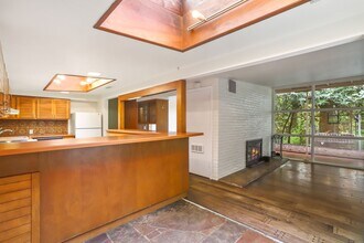 2132 SW Boundary St in Portland, OR - Building Photo - Building Photo