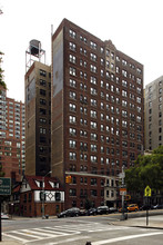 710 W End Ave in New York, NY - Foto de edificio - Building Photo