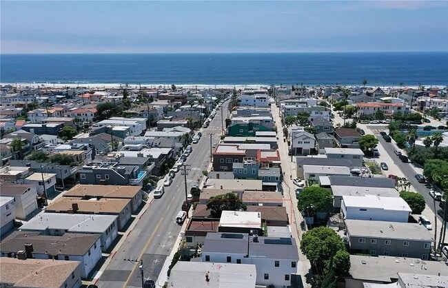 445 Longfellow Ave, Unit 445 Longfellow