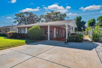 2912 W Lake Ave in Tampa, FL - Building Photo - Building Photo