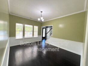 1543 Newfound Hollow Dr in Charlotte, NC - Building Photo - Building Photo