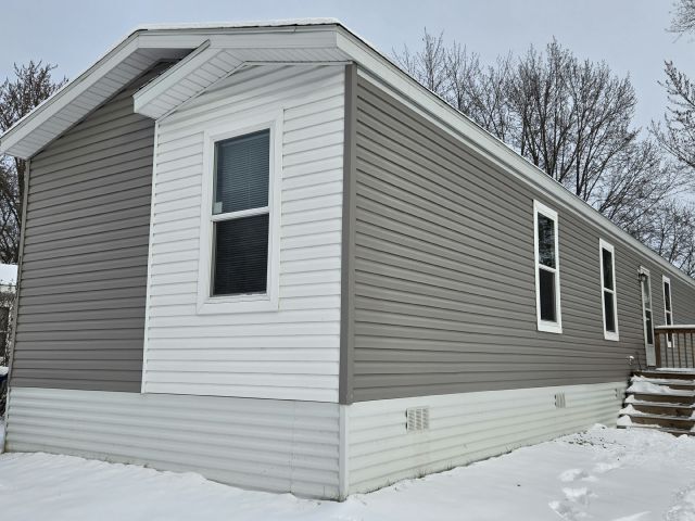 11151 5th St NE in Blaine, MN - Building Photo