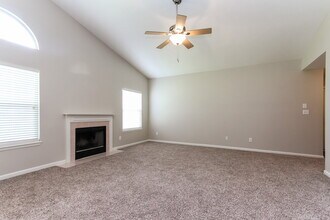 3026 Crestwell Dr in Indianapolis, IN - Building Photo - Building Photo
