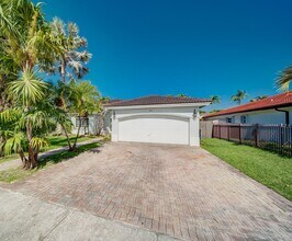 18128 SW 151st Ave in Miami, FL - Building Photo - Building Photo