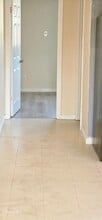 190 Lovers Ln, Unit 2nd FLoor in Elizabethton, TN - Building Photo - Building Photo