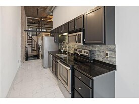 521 S 7th St in Minneapolis, MN - Building Photo