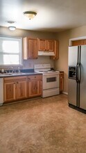 5207 Cheshire Dr in Hopewell, VA - Foto de edificio - Building Photo
