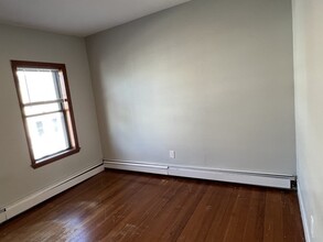 807 E 3rd St, Unit 3 in Boston, MA - Building Photo - Building Photo