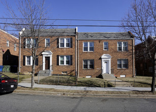 316-320 34th St SE in Washington, DC - Building Photo - Building Photo