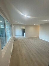 600 E Harvard Rd in Burbank, CA - Building Photo - Building Photo