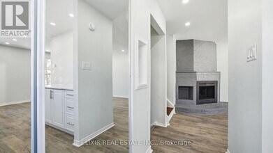45 Austen Ln in Barrie, ON - Building Photo - Building Photo