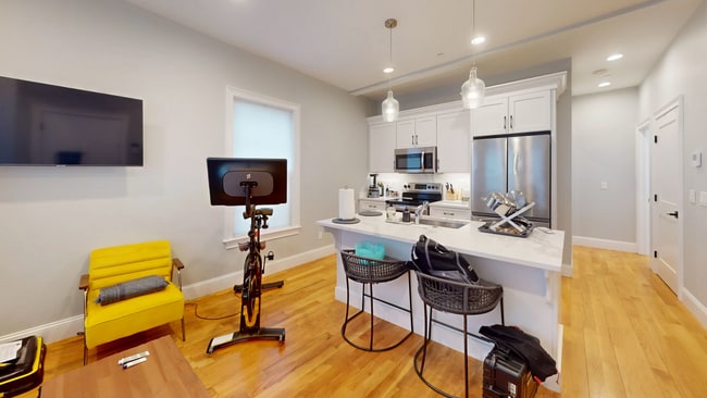 property at 3305 Washington St