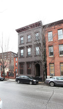 904 N Calvert St in Baltimore, MD - Building Photo - Building Photo