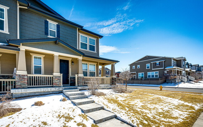 3676 N Meadows Dr in Castle Rock, CO - Building Photo - Building Photo