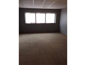 109 E Luverne St in Luverne, MN - Building Photo - Building Photo