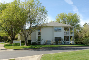 713-731 Fitch Mountain Rd Apartments