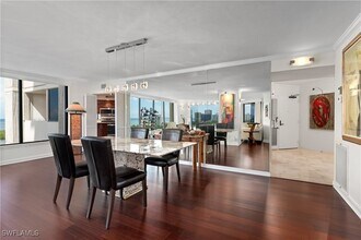 5555 Heron Point Dr in Naples, FL - Building Photo - Building Photo