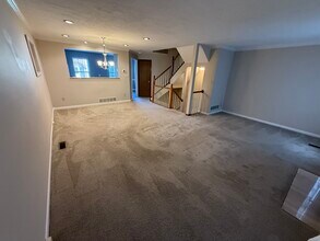 104 Hillvue Dr in Seven Fields, PA - Building Photo - Building Photo