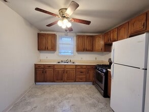 320 Jefferson Ave in Washington, PA - Building Photo - Building Photo