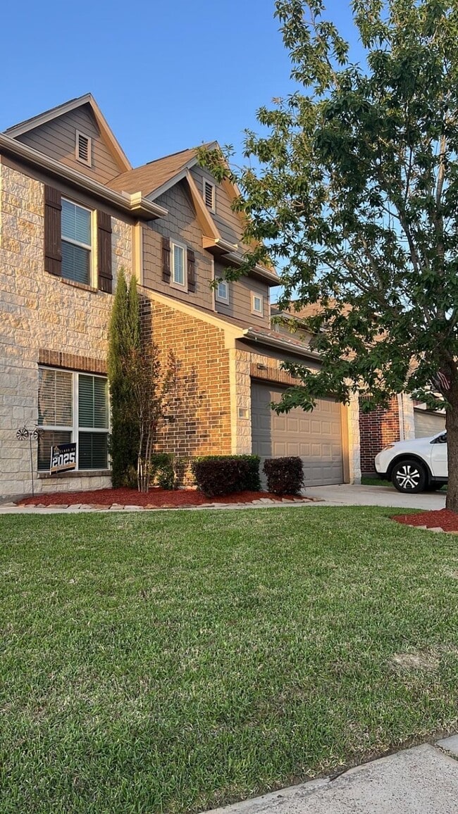 property at 12203 Elm Orch Trl