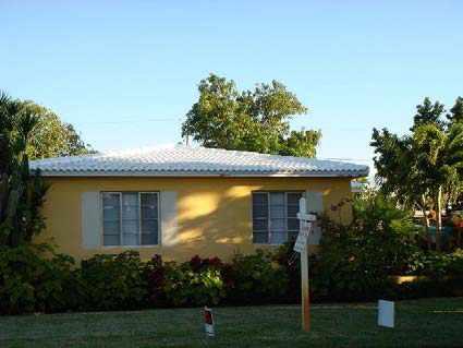 Wiley Apartments in Hollywood, FL - Building Photo