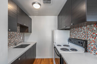 The Standard Apartments in Seattle, WA - Building Photo - Interior Photo