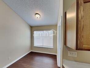 3428 World Ct in Jacksonville, FL - Building Photo - Building Photo