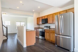 18717 E Yale Cir, Unit E in Aurora, CO - Building Photo - Building Photo