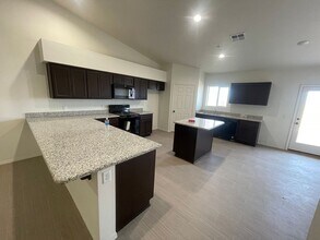 7362 E 36th Pl in Yuma, AZ - Building Photo - Building Photo