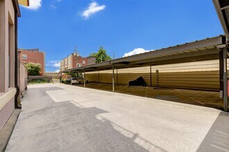 2700 Albany St in Houston, TX - Building Photo - Building Photo