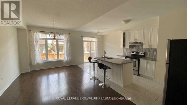 362 Leadwood Gate in Oakville, ON - Building Photo - Building Photo