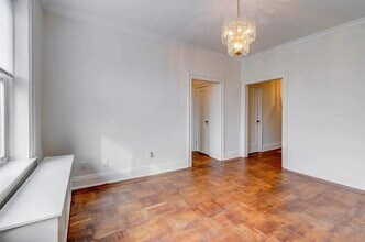 122 W 39th St in Bayonne, NJ - Building Photo - Building Photo