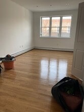 322 Avenue M in Brooklyn, NY - Building Photo - Building Photo