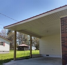 137 Prentice St in Crossville, TN - Building Photo - Building Photo