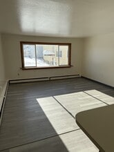 829 17th Ave in Fairbanks, AK - Building Photo - Building Photo