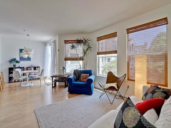 435 N 2nd St, Unit 326 in San Jose, CA - Building Photo - Building Photo