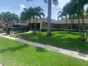 property at 1489 N Mangonia Cir