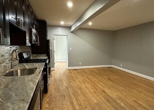 1321 Orren St NE in Washington, DC - Foto de edificio - Building Photo