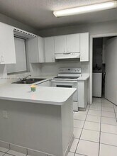 5580 NW 3rd St in Miami, FL - Building Photo - Building Photo